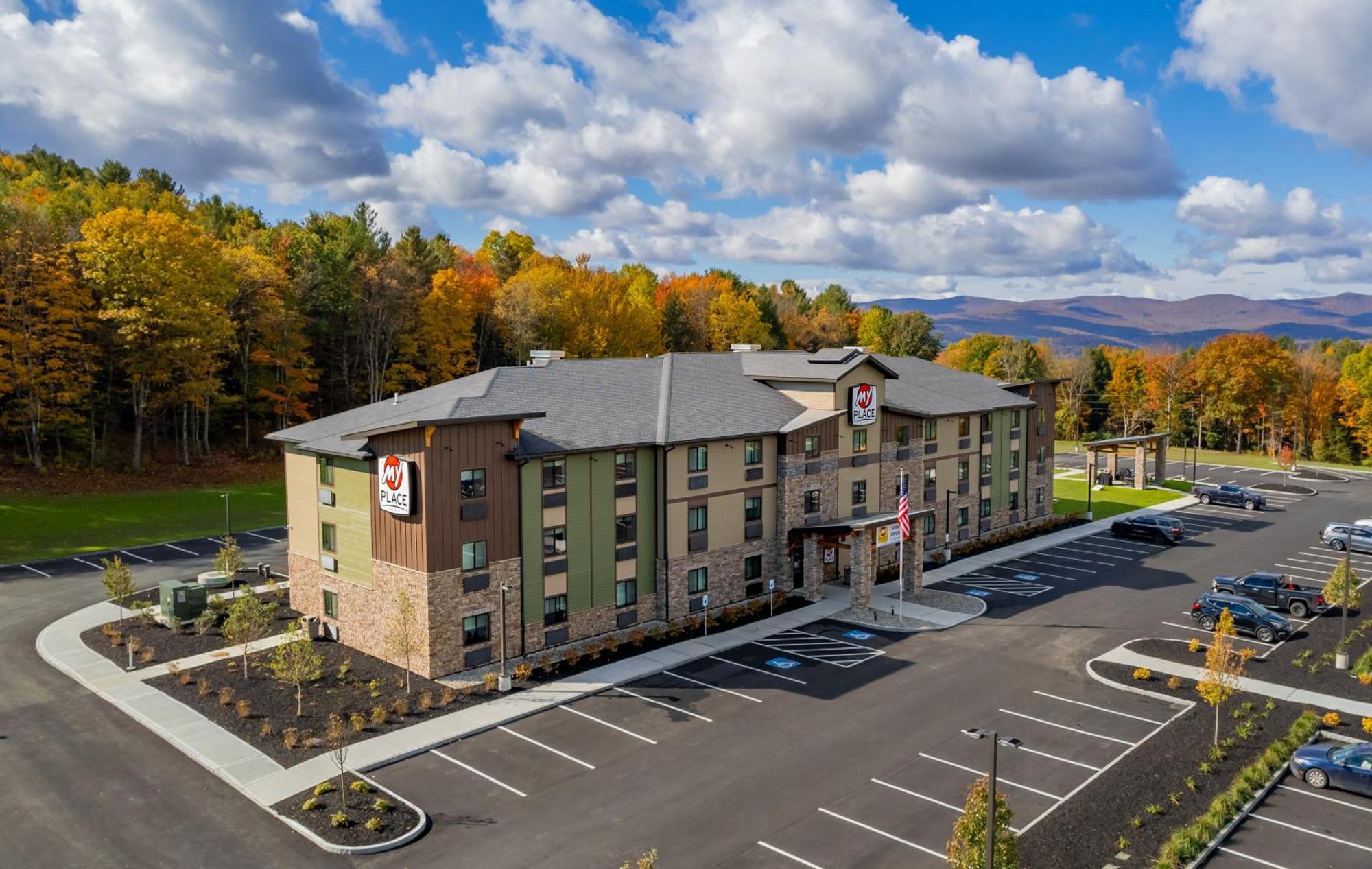 My Place Hotel-Randolph, Vt Exterior foto